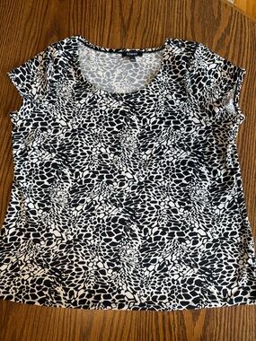 Elementz Black & White Animal Print Scoop Neck Tee